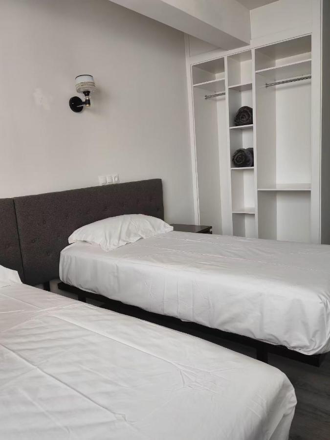 Hostal Golden 21*** Madrid Exterior foto