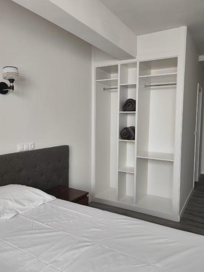 Hostal Golden 21*** Madrid Exterior foto